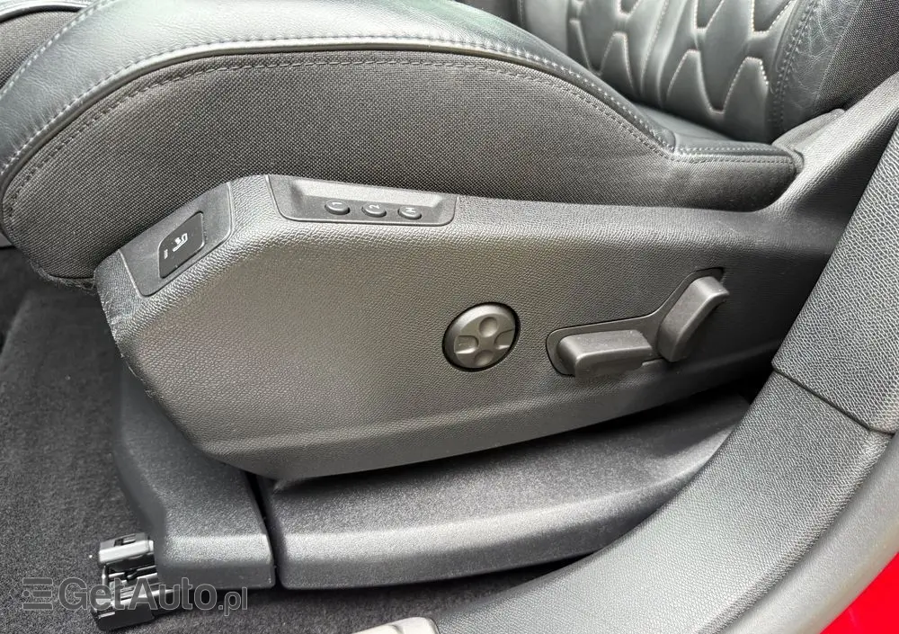 PEUGEOT 3008 1.6 THP Crossway S&S EAT6