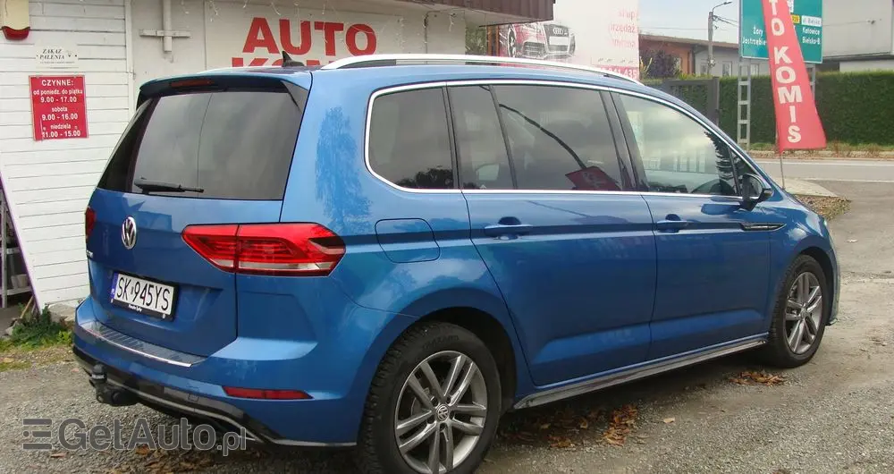 VOLKSWAGEN Touran 