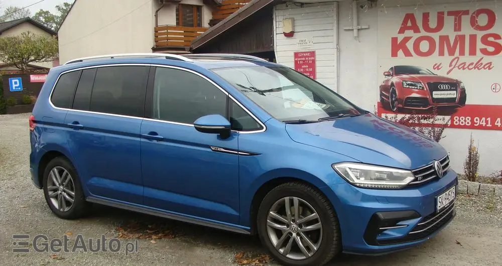 VOLKSWAGEN Touran 