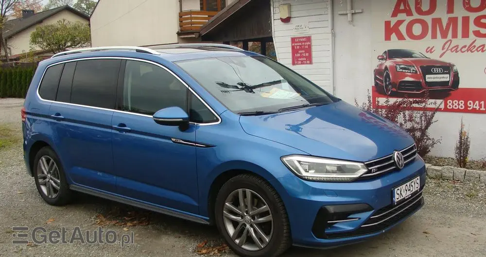 VOLKSWAGEN Touran 