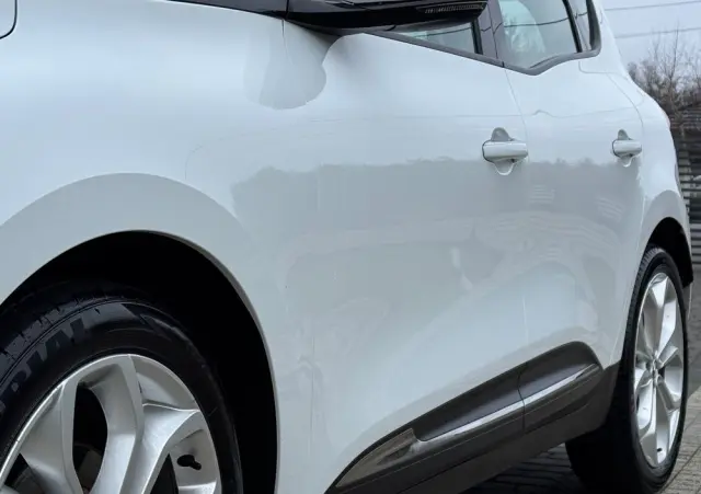 RENAULT Scenic 1.3 TCe Energy Zen EDC