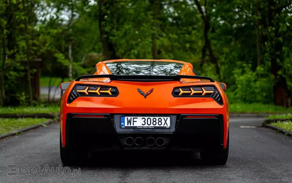 CHEVROLET Corvette 
