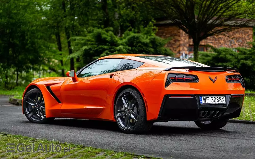 CHEVROLET Corvette 