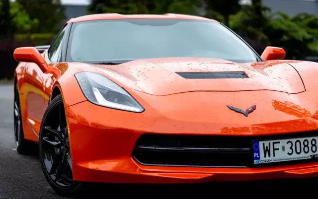 CHEVROLET Corvette 