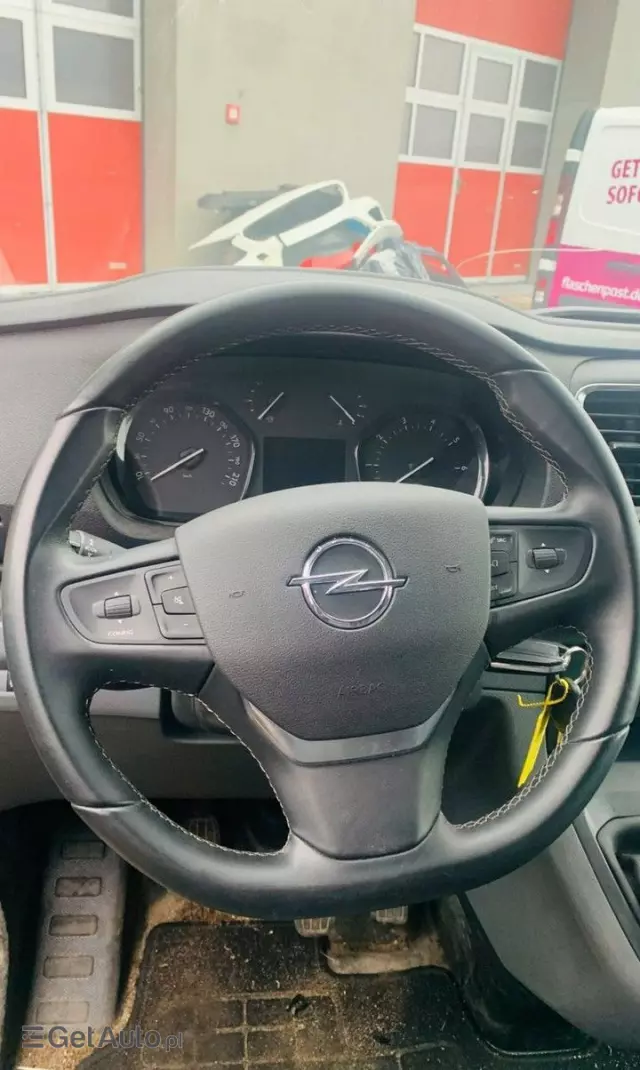 OPEL Vivaro 