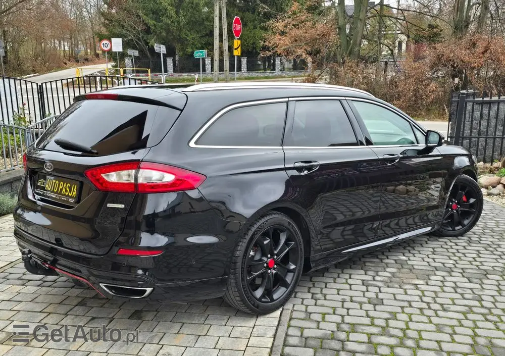FORD Mondeo 2.0 EcoBoost Titanium S