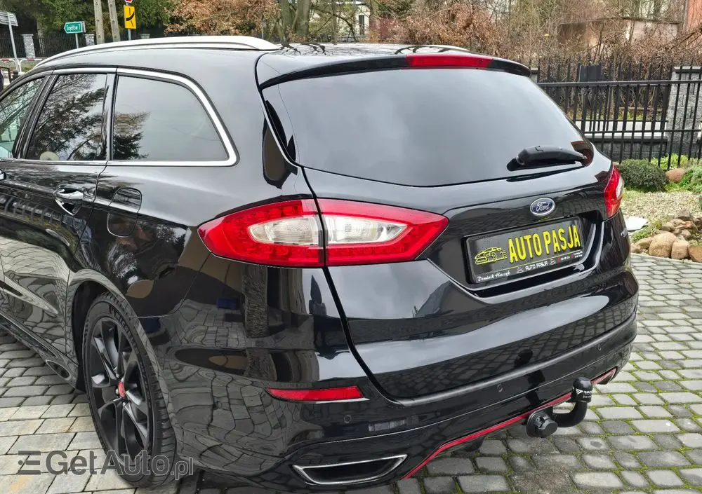 FORD Mondeo 2.0 EcoBoost Titanium S