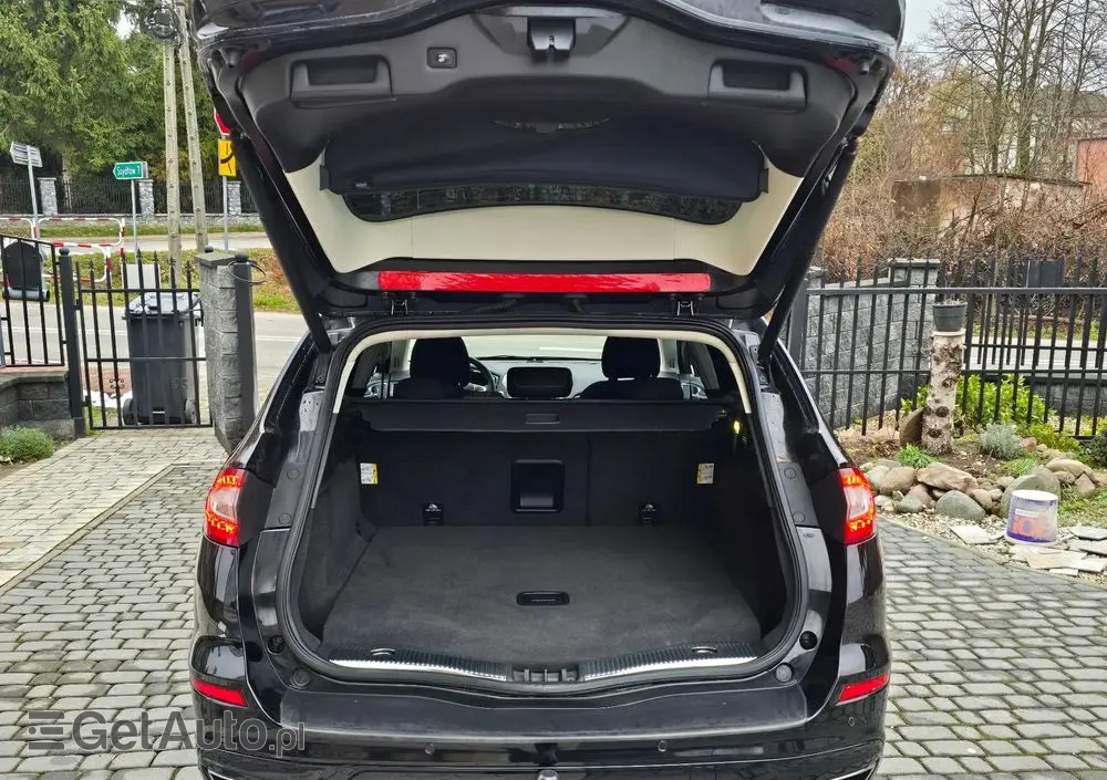 FORD Mondeo 2.0 EcoBoost Titanium S