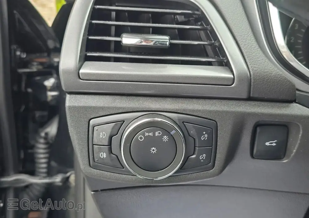 FORD Mondeo 2.0 EcoBoost Titanium S