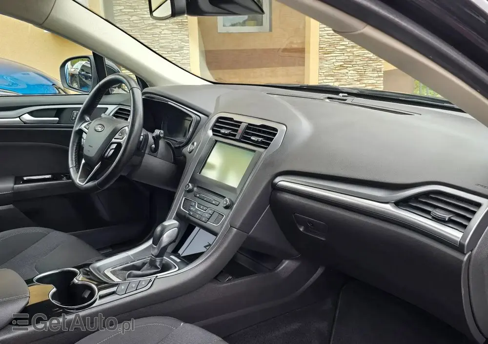 FORD Mondeo 2.0 EcoBoost Titanium S