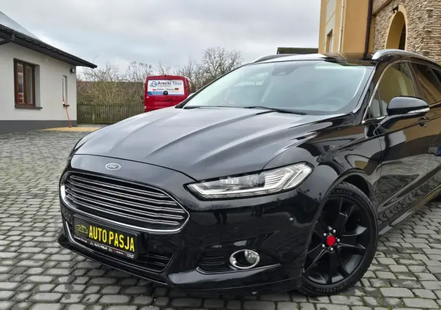 FORD Mondeo 2.0 EcoBoost Titanium S