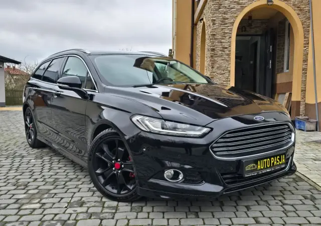 FORD Mondeo 2.0 EcoBoost Titanium S