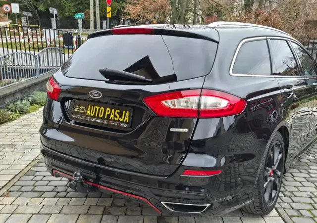 FORD Mondeo 2.0 EcoBoost Titanium S