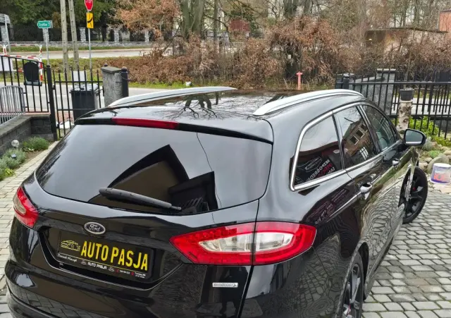 FORD Mondeo 2.0 EcoBoost Titanium S