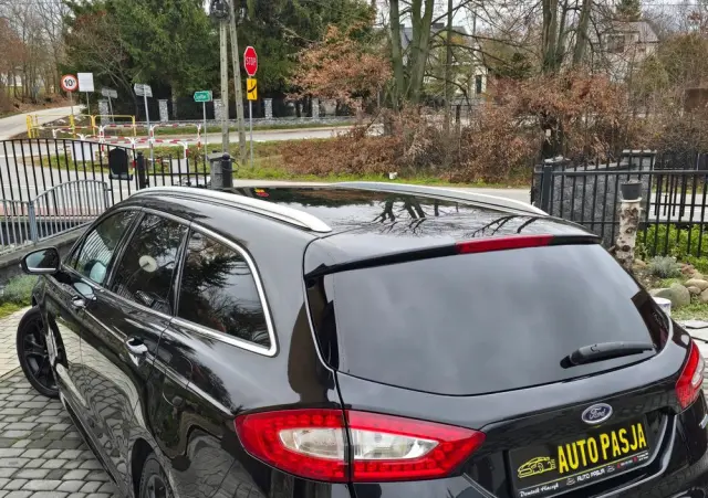 FORD Mondeo 2.0 EcoBoost Titanium S