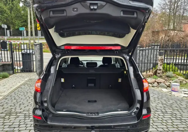 FORD Mondeo 2.0 EcoBoost Titanium S