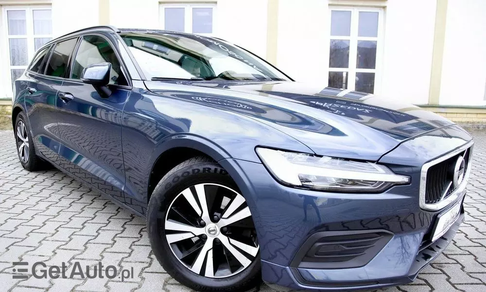 VOLVO V60 D3 Drive-E Momentum