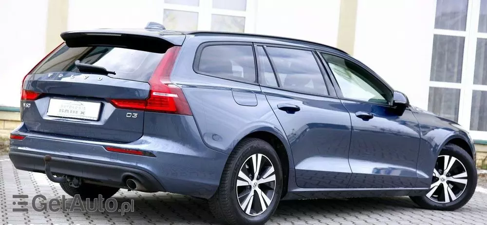 VOLVO V60 D3 Drive-E Momentum