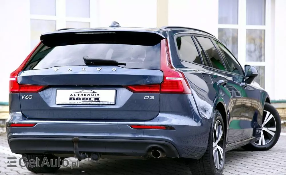 VOLVO V60 D3 Drive-E Momentum