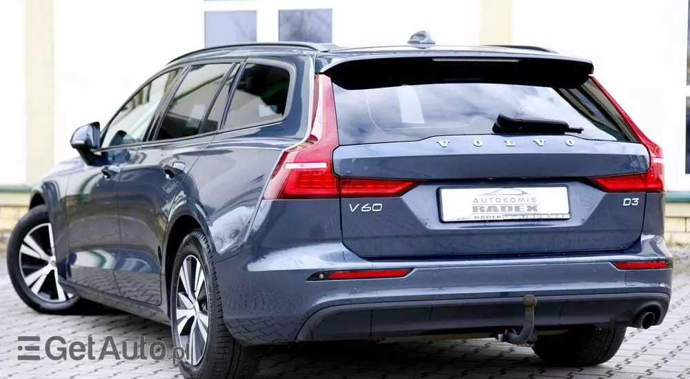 VOLVO V60 D3 Drive-E Momentum