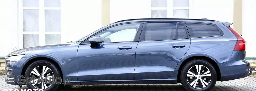VOLVO V60 D3 Drive-E Momentum
