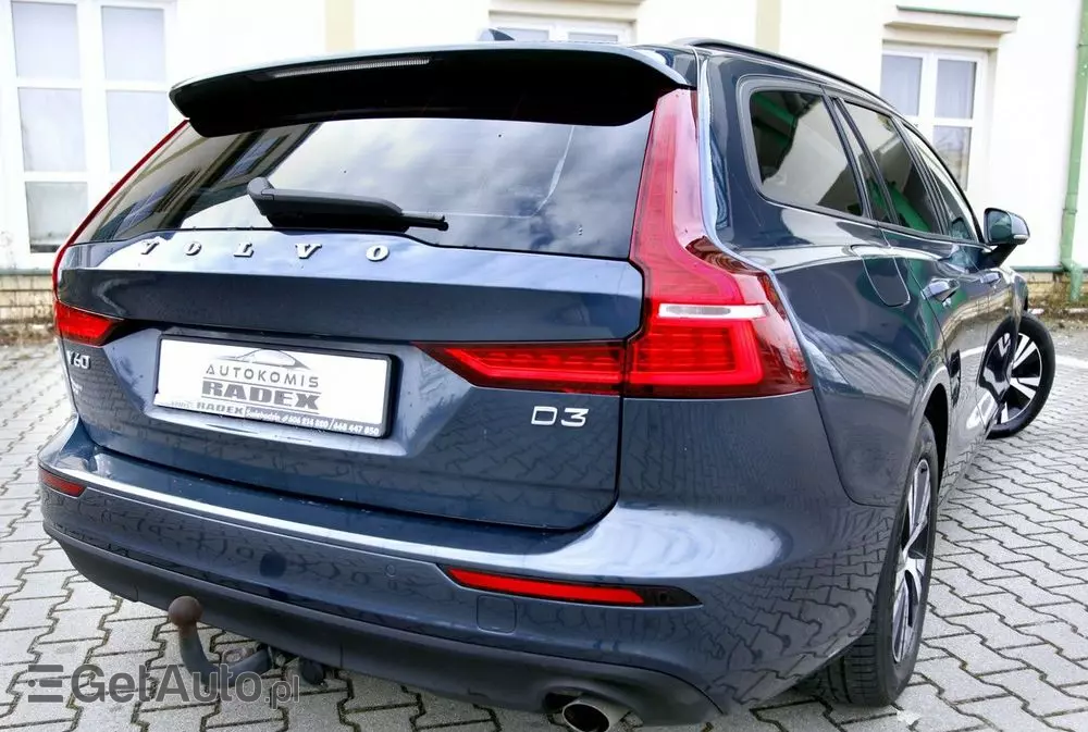 VOLVO V60 D3 Drive-E Momentum