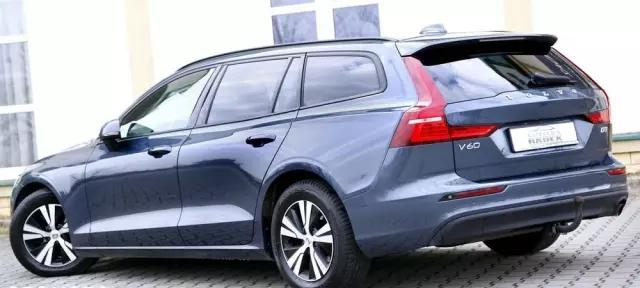 VOLVO V60 D3 Drive-E Momentum