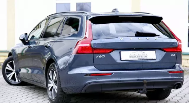 VOLVO V60 D3 Drive-E Momentum