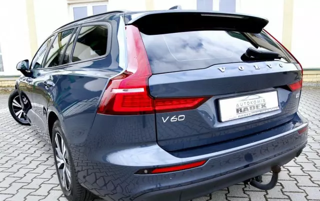 VOLVO V60 D3 Drive-E Momentum