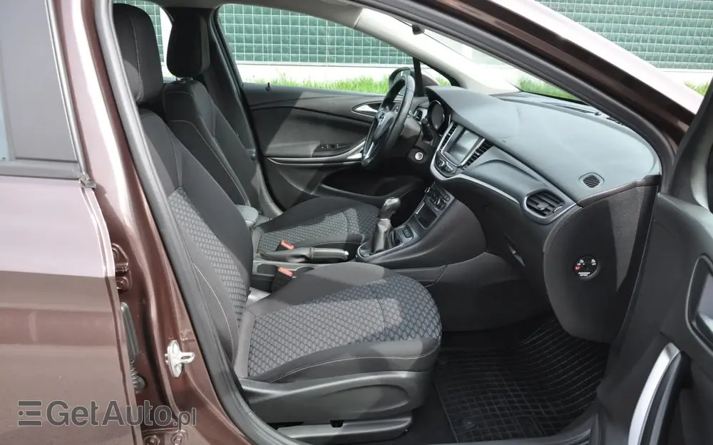 OPEL Astra 1.4 T Enjoy