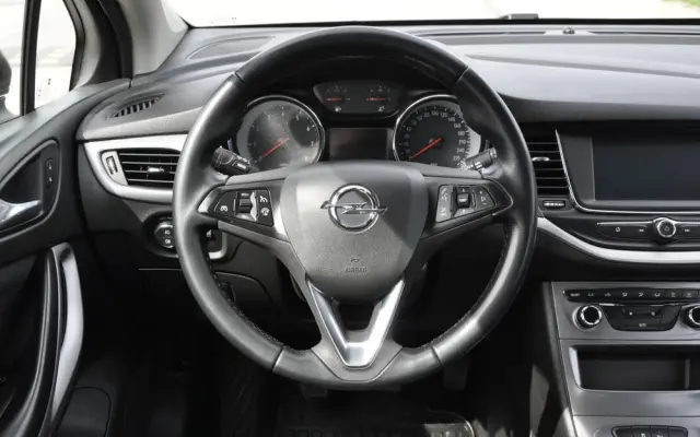OPEL Astra 1.4 T Enjoy