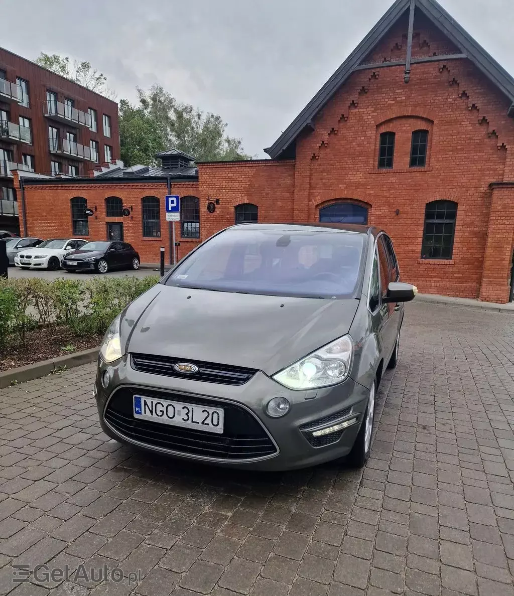 FORD S-MAX 