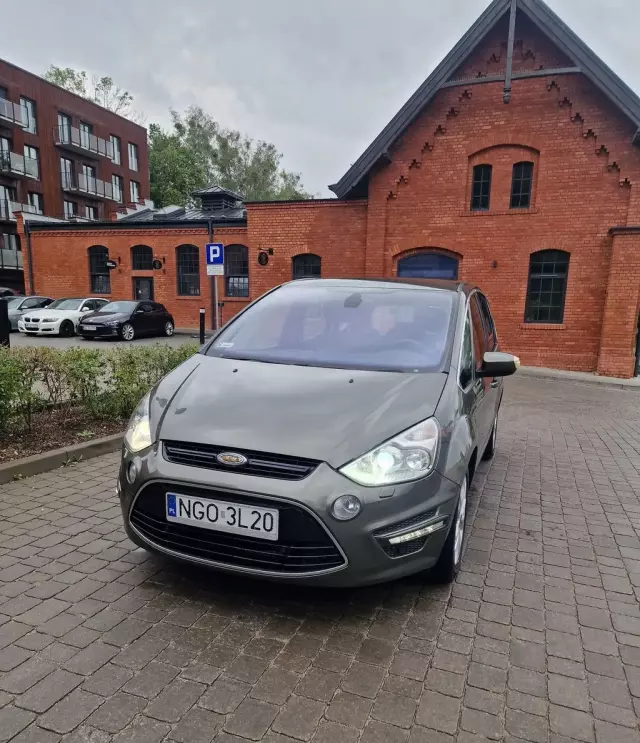 FORD S-MAX 