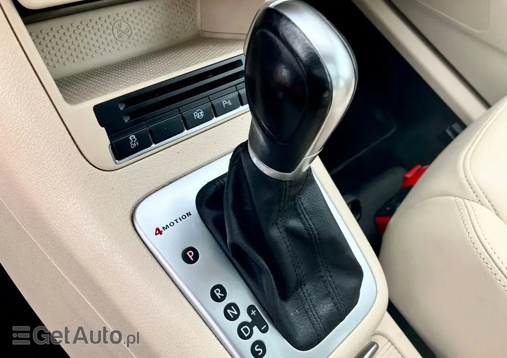 VOLKSWAGEN Tiguan 2.0 TSI 4Motion Automatik Sport & Style