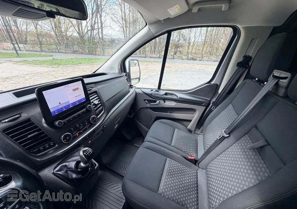 FORD TRANSIT CUSTOM  LIFT 2020r/ Webasto / 2,0 TDCI/130KM/KAMERA/BIX-ENON/ EURO 6/ASO/NISKI PRZEBIEG/LED/HAK/FV23%/6-DZWI/LONG 