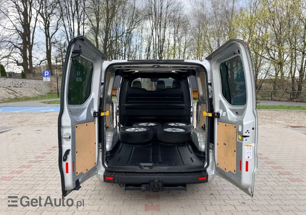 FORD TRANSIT CUSTOM  LIFT 2020r/ Webasto / 2,0 TDCI/130KM/KAMERA/BIX-ENON/ EURO 6/ASO/NISKI PRZEBIEG/LED/HAK/FV23%/6-DZWI/LONG 