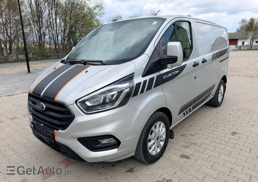 FORD TRANSIT CUSTOM  LIFT 2020r/ Webasto / 2,0 TDCI/130KM/KAMERA/BIX-ENON/ EURO 6/ASO/NISKI PRZEBIEG/LED/HAK/FV23%/6-DZWI/LONG 