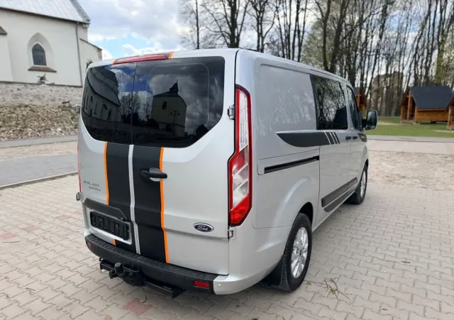 FORD TRANSIT CUSTOM  LIFT 2020r/ Webasto / 2,0 TDCI/130KM/KAMERA/BIX-ENON/ EURO 6/ASO/NISKI PRZEBIEG/LED/HAK/FV23%/6-DZWI/LONG 