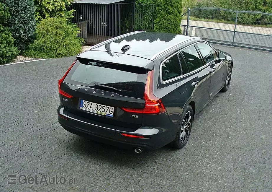 VOLVO V60 D3 Momentum