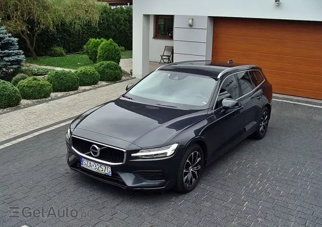 VOLVO V60 D3 Momentum