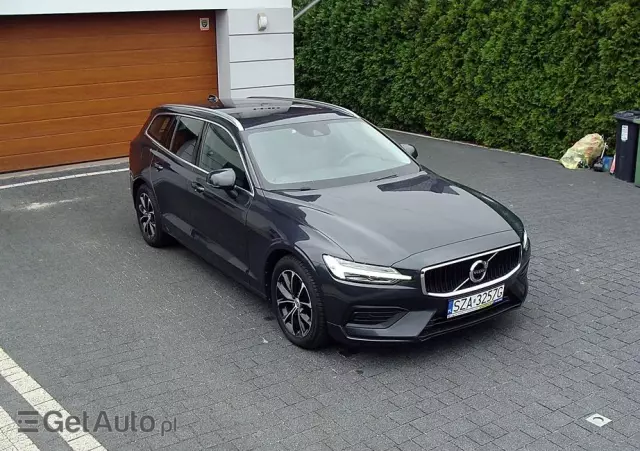 VOLVO V60 D3 Momentum