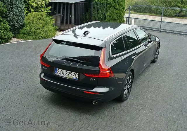VOLVO V60 D3 Momentum