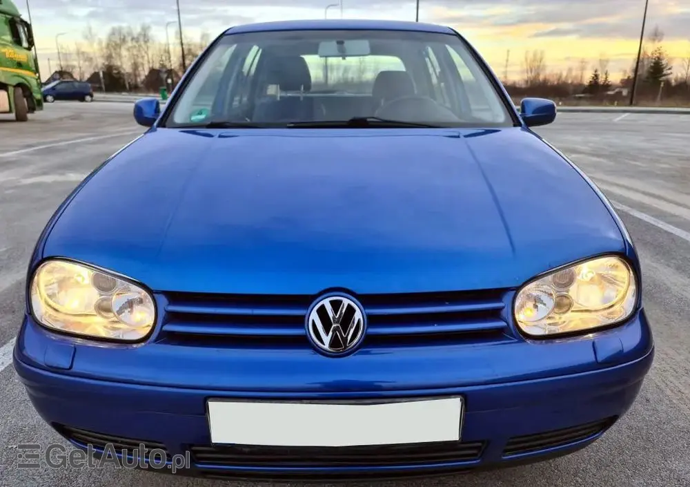 VOLKSWAGEN Golf IV 1.6 Highline