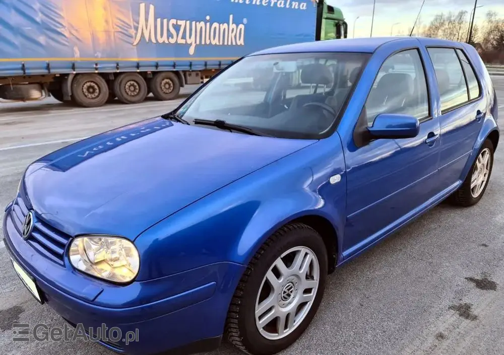 VOLKSWAGEN Golf IV 1.6 Highline