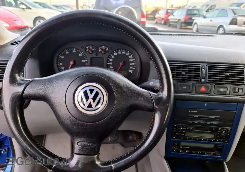VOLKSWAGEN Golf IV 1.6 Highline