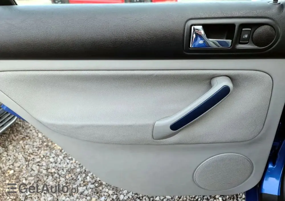 VOLKSWAGEN Golf IV 1.6 Highline