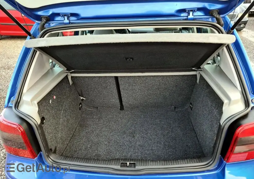 VOLKSWAGEN Golf IV 1.6 Highline