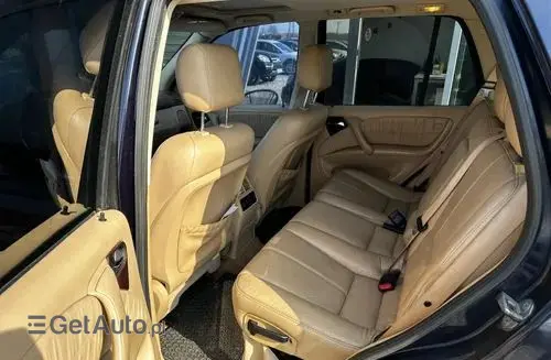 MERCEDES-BENZ ML 