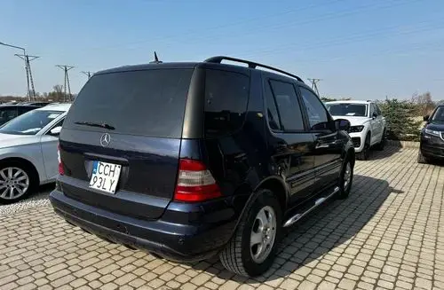 MERCEDES-BENZ ML 
