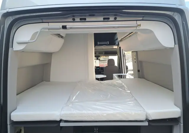 VOLKSWAGEN Grand California 600 DMC 2.0 TDI Automat 